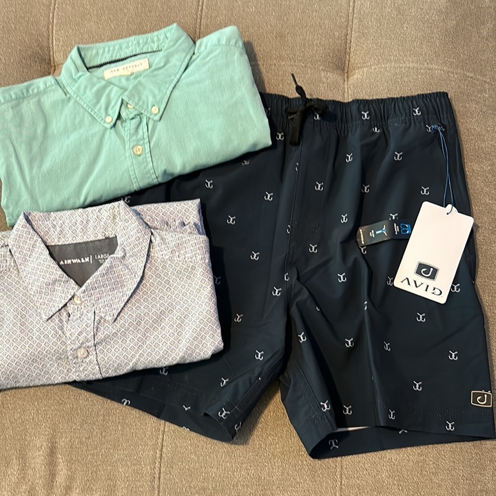Men’s Summer clothes bundle- size L shirts, M shorts
